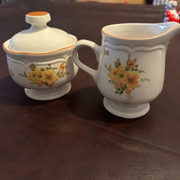 Butterfly cream & sugar set - Picture 1 of 6